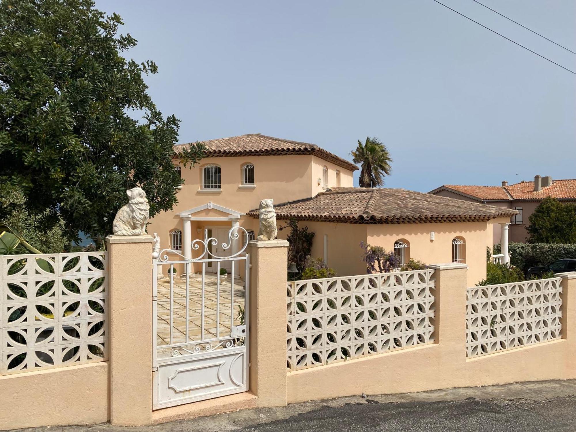 Villa Goonie 레지상브르 외부 사진